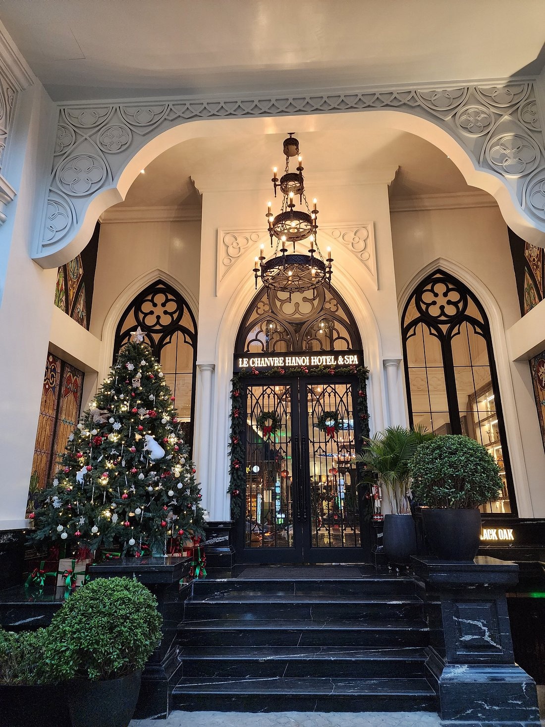 Đừng bỏ lỡ trải nghiệm sang trọng tại Le Chanvre Hanoi Hotel & Spa
